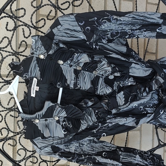 Gray/Silver Jacket - Picture 5 of 11